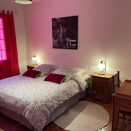 Bed and Breakfast La Belle Chaumière à Bretagne-de-Marsan Extérieur photo
