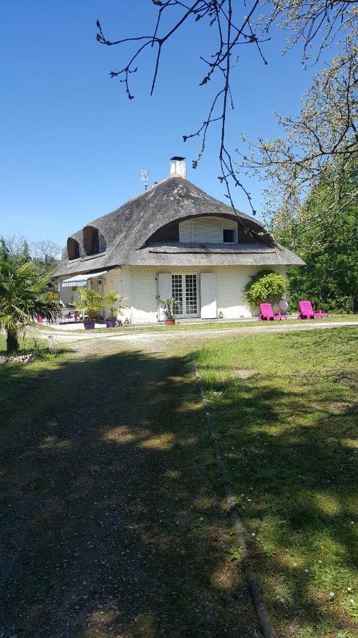 Bed and Breakfast La Belle Chaumière à Bretagne-de-Marsan Extérieur photo
